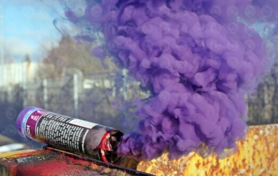 Pyrorauch S80 mit Schlagzündung - purpur